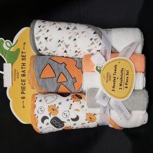 Modern Baby NWT Halloween/Fall 6-Piece Bath Set